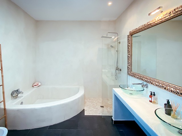bath